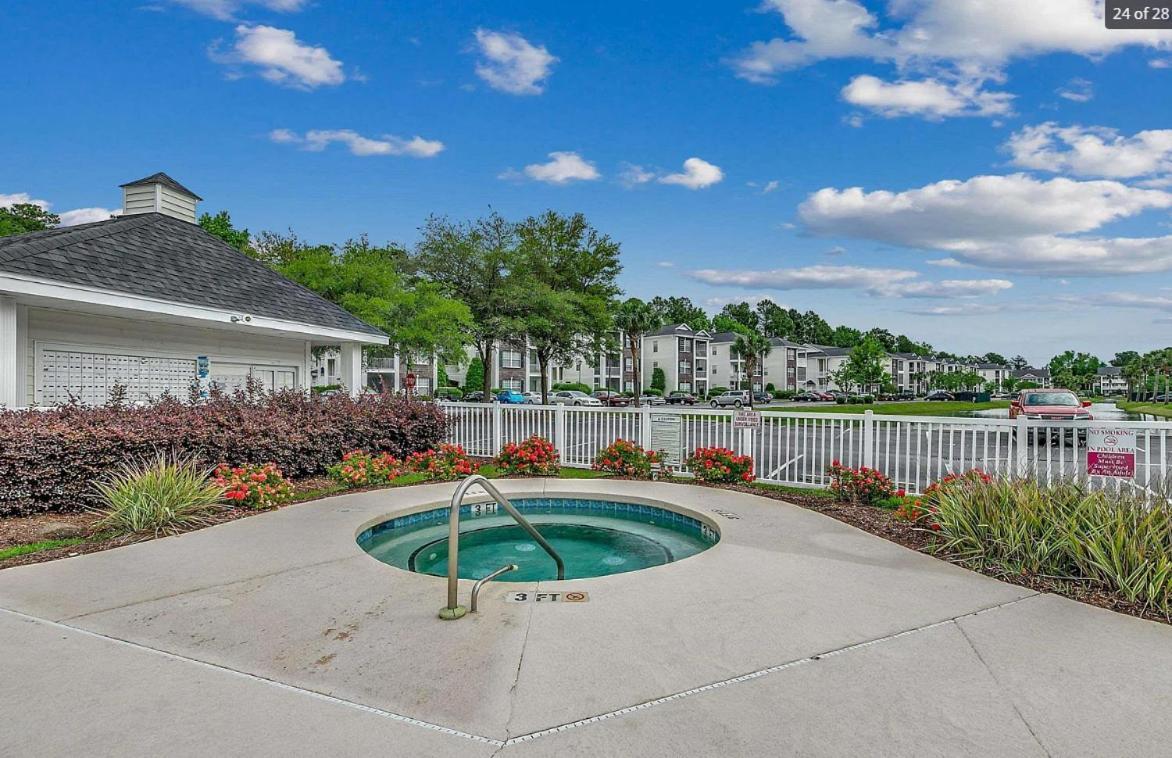 A spacious 3-bedroom, 2-bath condo perfect for a wonderful family vacation Myrtle Beach Exterior foto